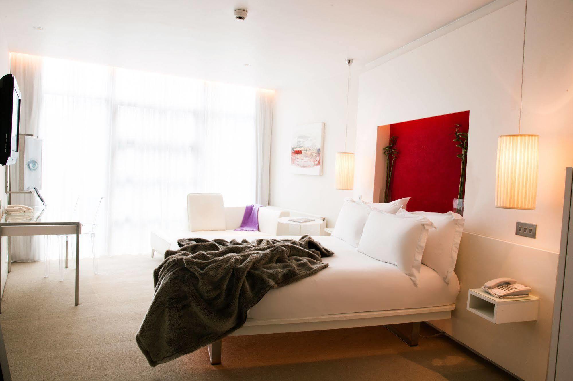 เดอะ บีค่อน โฮเต็ล Hotel แซนดีฟอร์ด ภายนอก รูปภาพ